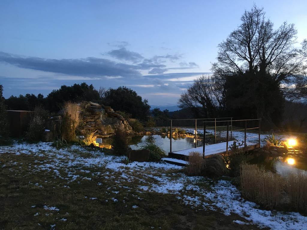 Hotel Restaurante El Ventos Sant Felíu de Pallarols Kültér fotó