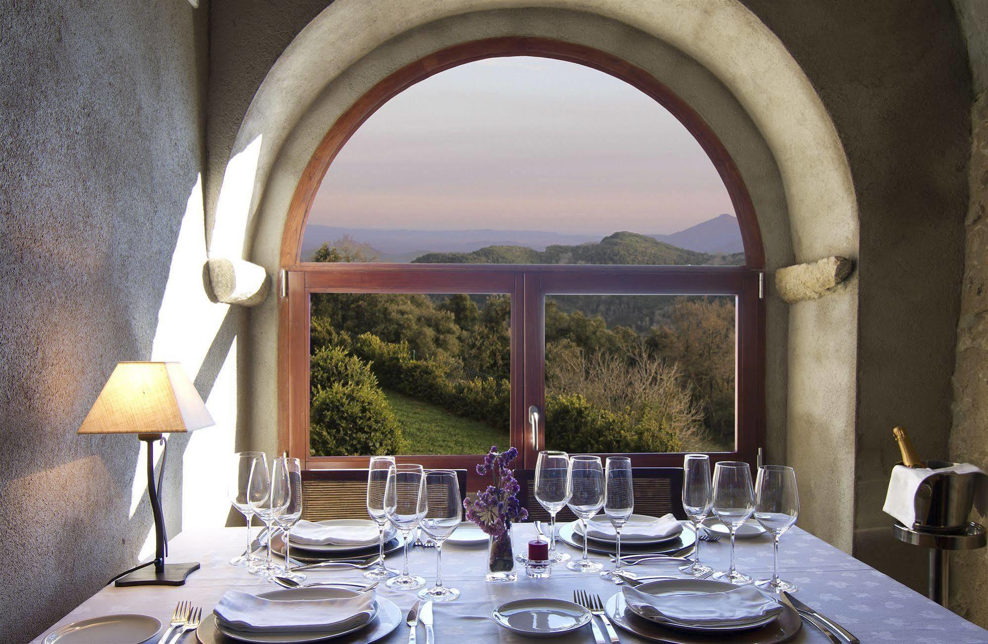 Hotel Restaurante El Ventos Sant Felíu de Pallarols Kültér fotó