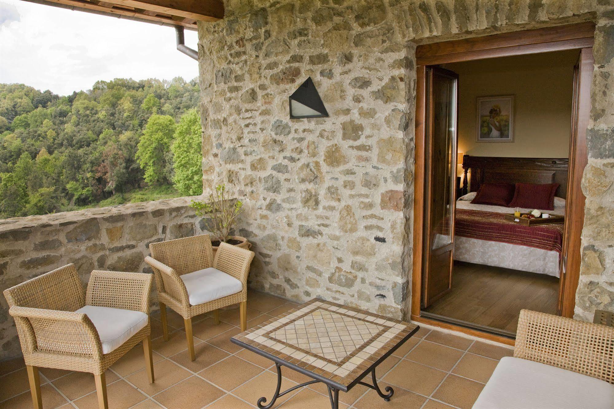 Hotel Restaurante El Ventos Sant Felíu de Pallarols Kültér fotó