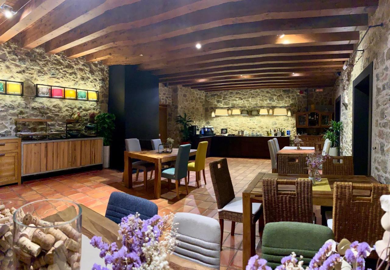 Hotel Restaurante El Ventos Sant Felíu de Pallarols Kültér fotó